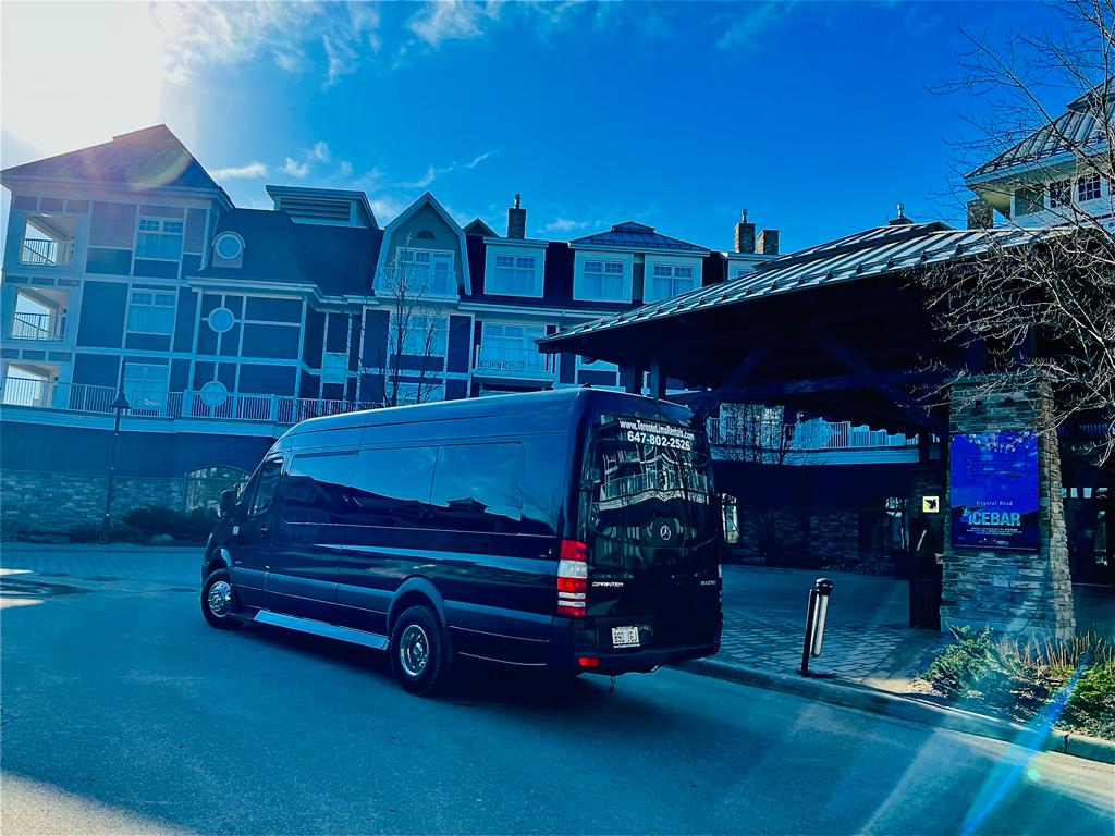 Toronto Party Bus Rental